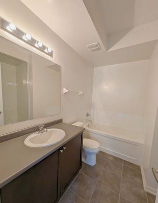 For Lease - 3120 Boxford Crescent Unit# 2, Mississauga, Ontario - Photo 1