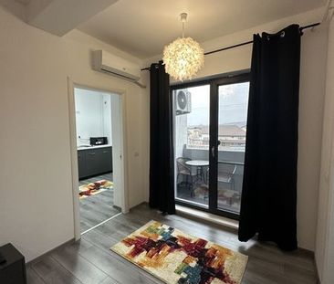 Inchiriez garsoniera în bloc nou - Fotografie 1