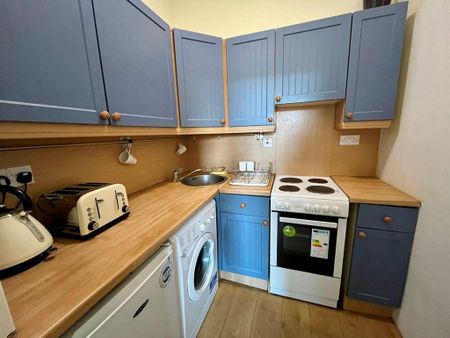 1 bedroom flat to rent - Photo 2