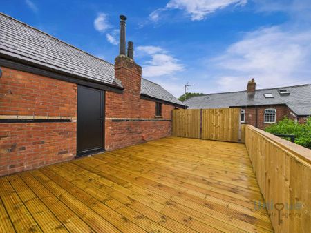 2 bedroom detached house to rent - Photo 3