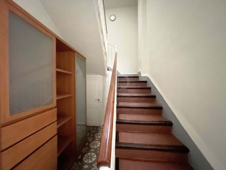 Barcelona, Catalonia 08201 - Photo 5