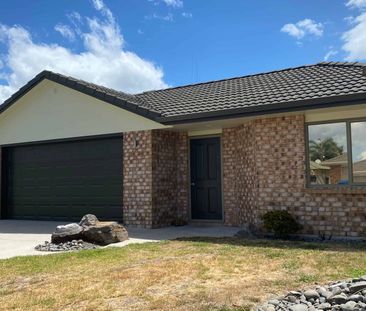 Family Home Papamoa - Photo 5