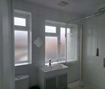 6 bedroom semi-detached house to rent - Photo 5