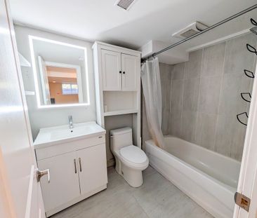 Spacious 2-Bed Lower Unit Minutes from Sunset Beach! - Photo 1