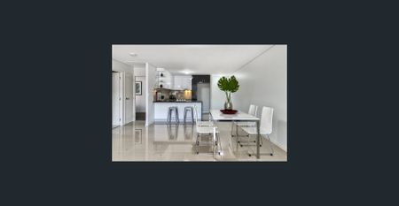 Top-Floor, North-Facing Apartment in the Heart of Kedron 2 Beds I 2 Baths I 1 Car - Photo 2