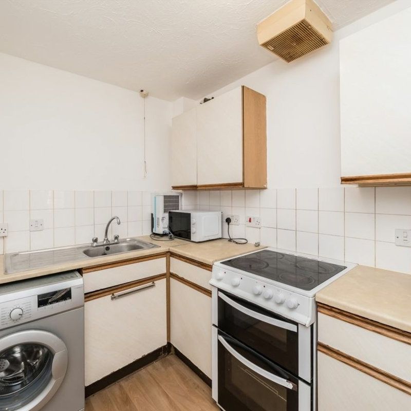 Church Close, TW3, London - Photo 1