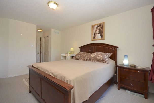 For Lease - 38 Macassa Circle, Kanata, Ontario - Photo 1