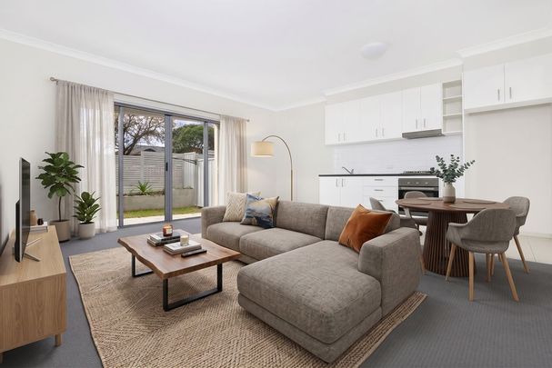 6/121-125 Lake Entrance Road, - Photo 1