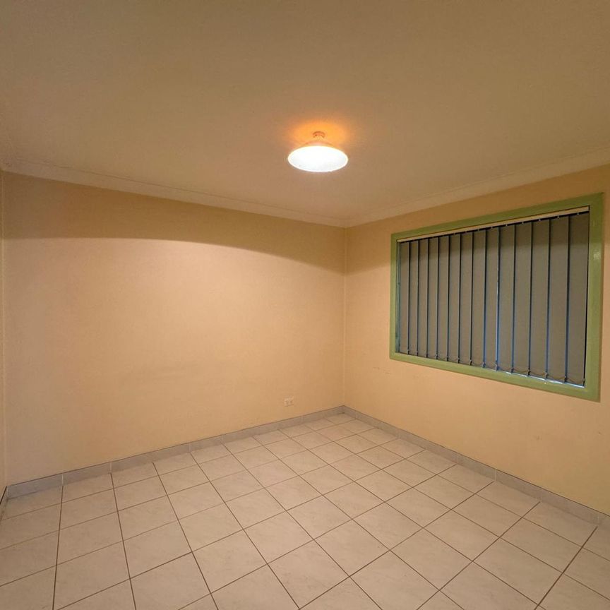 Well Presented&comma; One Bedroom Granny Flat&excl; - Photo 1