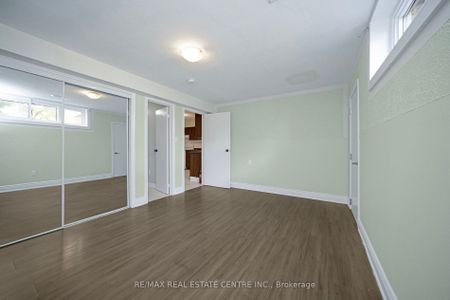 For Lease - 35 Madison Street, Brampton, Ontario - Photo 5
