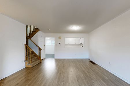 For Lease - 108 Sunway Square, Markham, Ontario - Photo 5