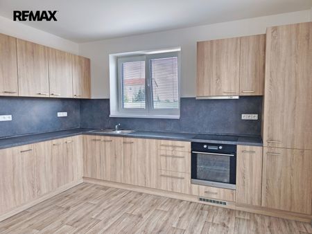 Pronájem bytu 2+kk v osobním vlastnictví 60 m², Kostelec nad Labem - Photo 3
