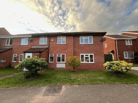 3 bedroom semi-detached house to rent - Photo 5