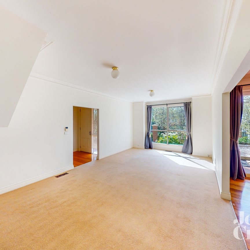 52 Yongala Street, Balwyn VIC 3103 - House For Rent | Domain - Photo 1