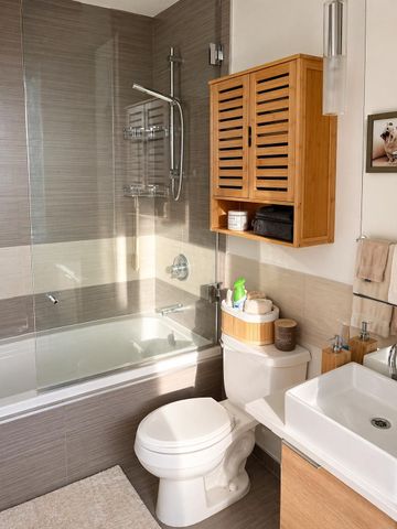 For Lease - 8 Charlotte Street Unit# 3502, Toronto, Ontario - Photo 4