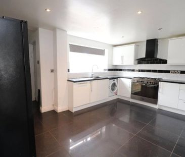 3 bedroom terraced to rent Privilege Street, Leeds, West Yorkshire,... - Photo 1