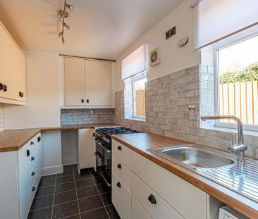 3 bedroom house to rent - Photo 2