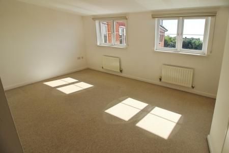 Radcliffe Road, West Bridgford, NG2 - Photo 3