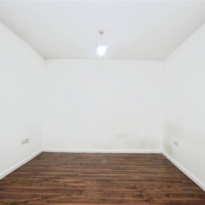 3 bedroom apartment to rent - Photo 1
