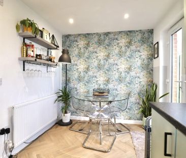 3 bedroom terraced house to rent - Photo 4