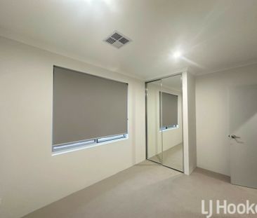 Beachfront Bliss at the End of the Street � Stunning Madora Bay! - Photo 5