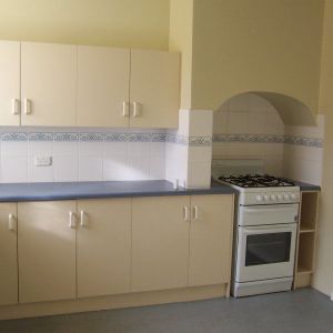 Neat, Tidy & Character filled Stone Duplex - Photo 2