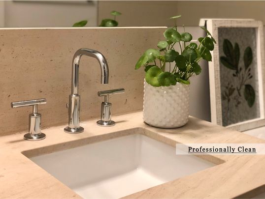 For Lease - 50 Charles Street Unit# 2315, Toronto, Ontario - Photo 1