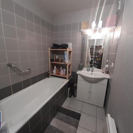 Location Appartement 2 pièces 49m² AUTUN 71400 - Photo 4