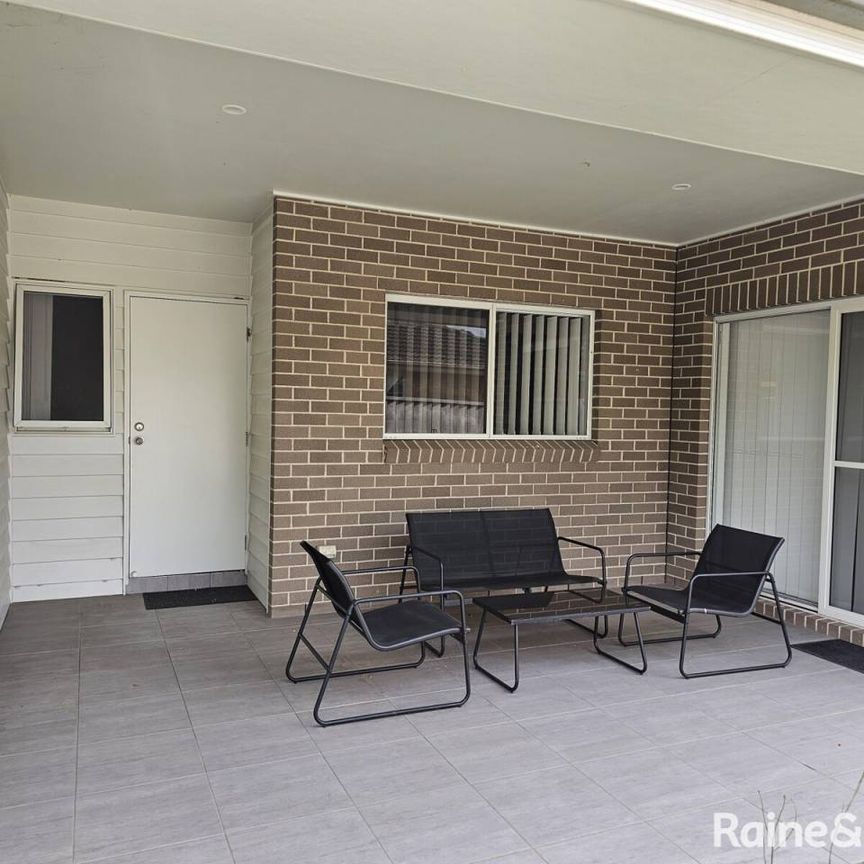 Neat & Tidy Villa available for Lease - Photo 1