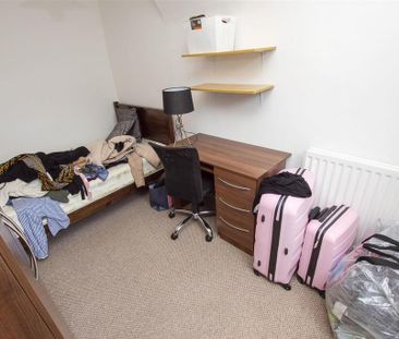 6 bedroom house to rent - Photo 3