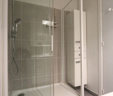 Location Appartement 4 pièces 94m² - Photo 4