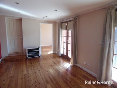 43 Stewart Street, Bathurst, NSW 2795 - Photo 2