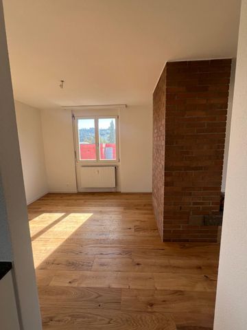 3.5-Zimmer-Attikawohnung mit grosser Terrasse zum Verweilen - Photo 2
