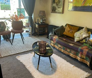 Room in a Shared Flat, Southcoute Road, RG30 - Photo 1