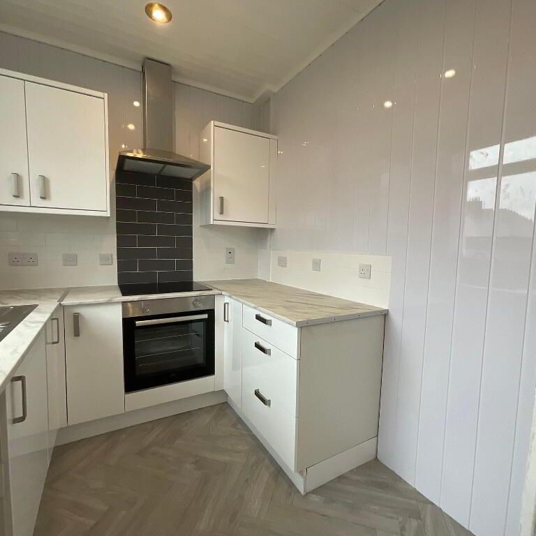 67 West Circular Road, Belfast, BT13 3QA - Photo 1
