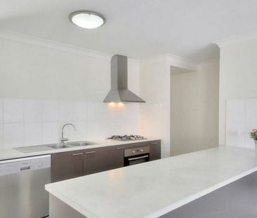 Neat and Tidy Family Home in Alberi Park Estate - Photo 2