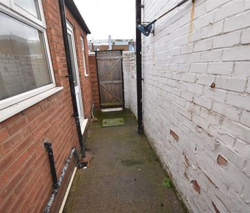 Silverlea Avenue, Wallasey - Photo 6