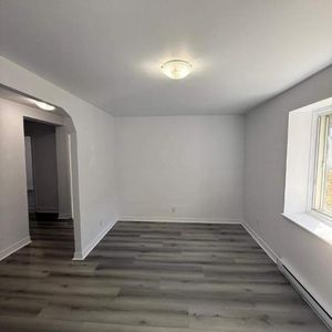 2 CH - 1 SDB - Montréal - $1,300 /mo - Photo 2