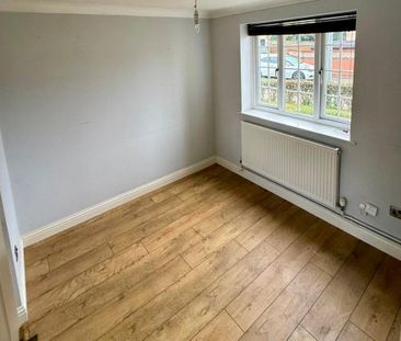 3 bedroom detached house to rent - Photo 4