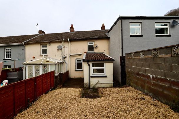 2 bedroom terraced house to rent - Photo 1