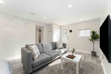 For Lease - 707 Morin Street, Overbrook - Castleheights and Area, Ontario - Photo 2