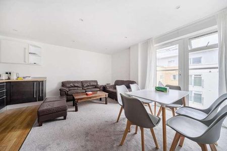 Walnut Tree Close, Guildford, GU1 - Photo 3