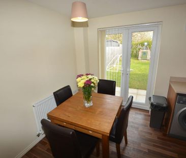 3 bedroom semi-detached house to rent - Photo 4