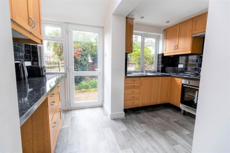 4 bedroom house share to rent - Photo 5