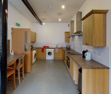 Flat 2, 1 Barker Gate, NG1 1JS, NOTTINGHAM - Photo 6