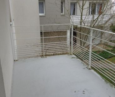 Location Appartement 2 pièces 49m² TOURS 37200 - Photo 3