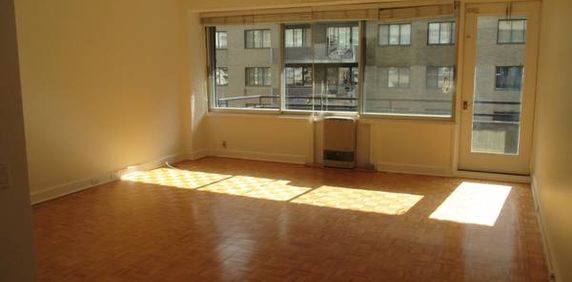 Apartment on 6th floor available now! (#604) - Photo 2