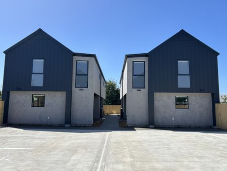 527 Hereford Street, Linwood - Photo 5