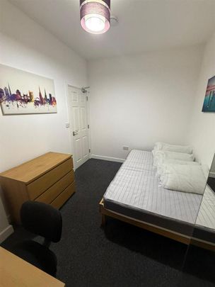 4 bedroom house share to rent - Photo 1