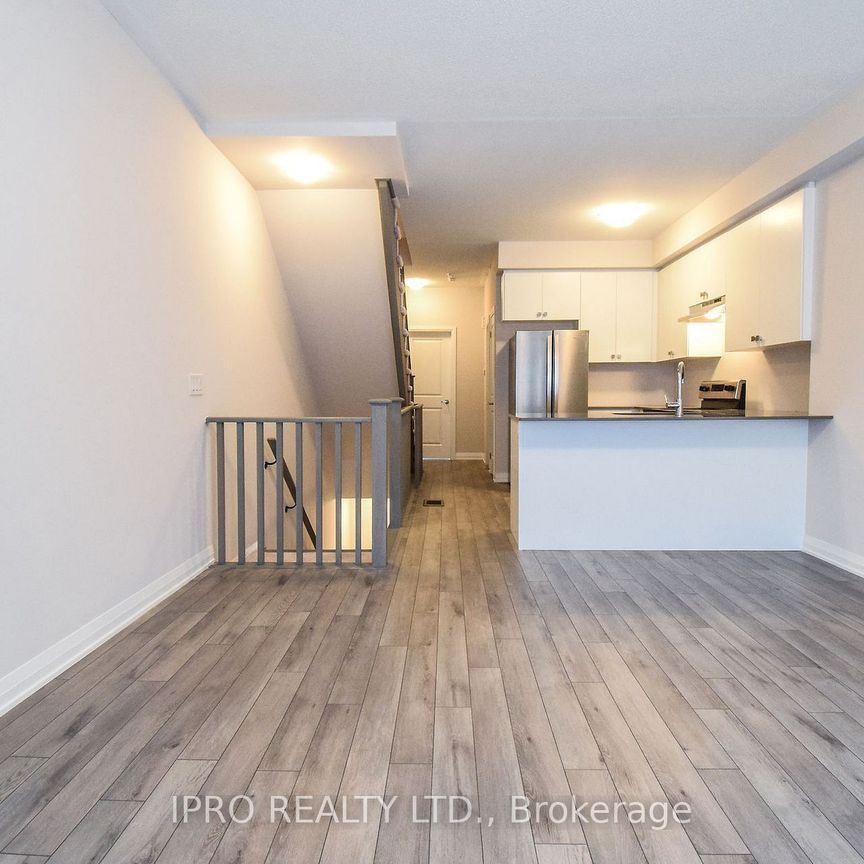 For Lease - 585 Colborne Street Unit# 404, Brantford, Ontario - Photo 1